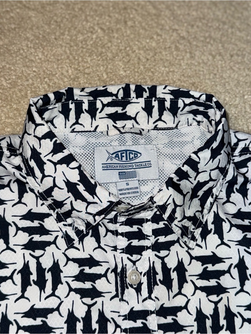 AFTCO Black & White Shark Pattern Short-Sleeve Button-Up Shirt